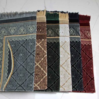 Islamic Prayer Rug Padded Velvet Sajadah with Green Mihrab Design for Muslims