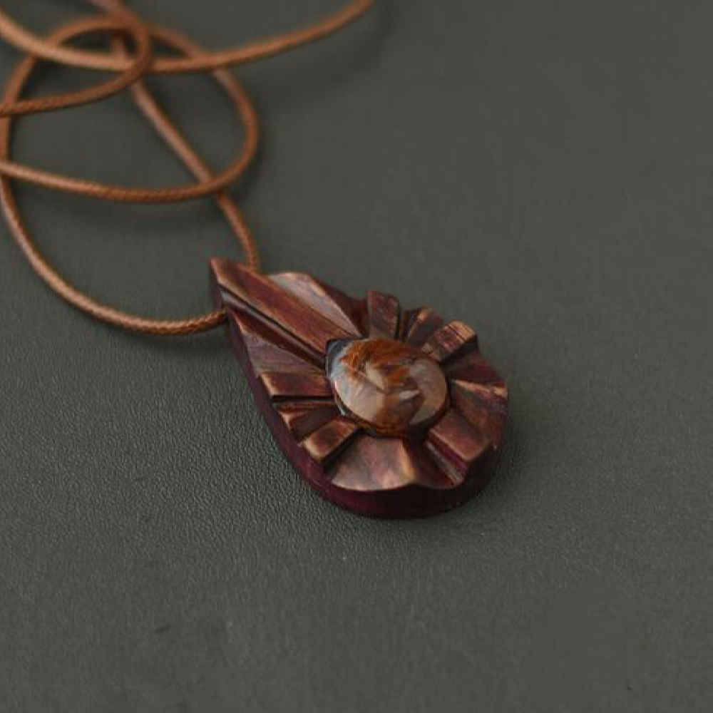Wooden Necklace Handcrafted with Artistic Style Zhaleh