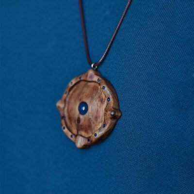 Wooden Necklace Handcrafted with Artistic Style Espar