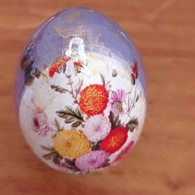 Decorative Hand Painted Pottery Egg – Floral