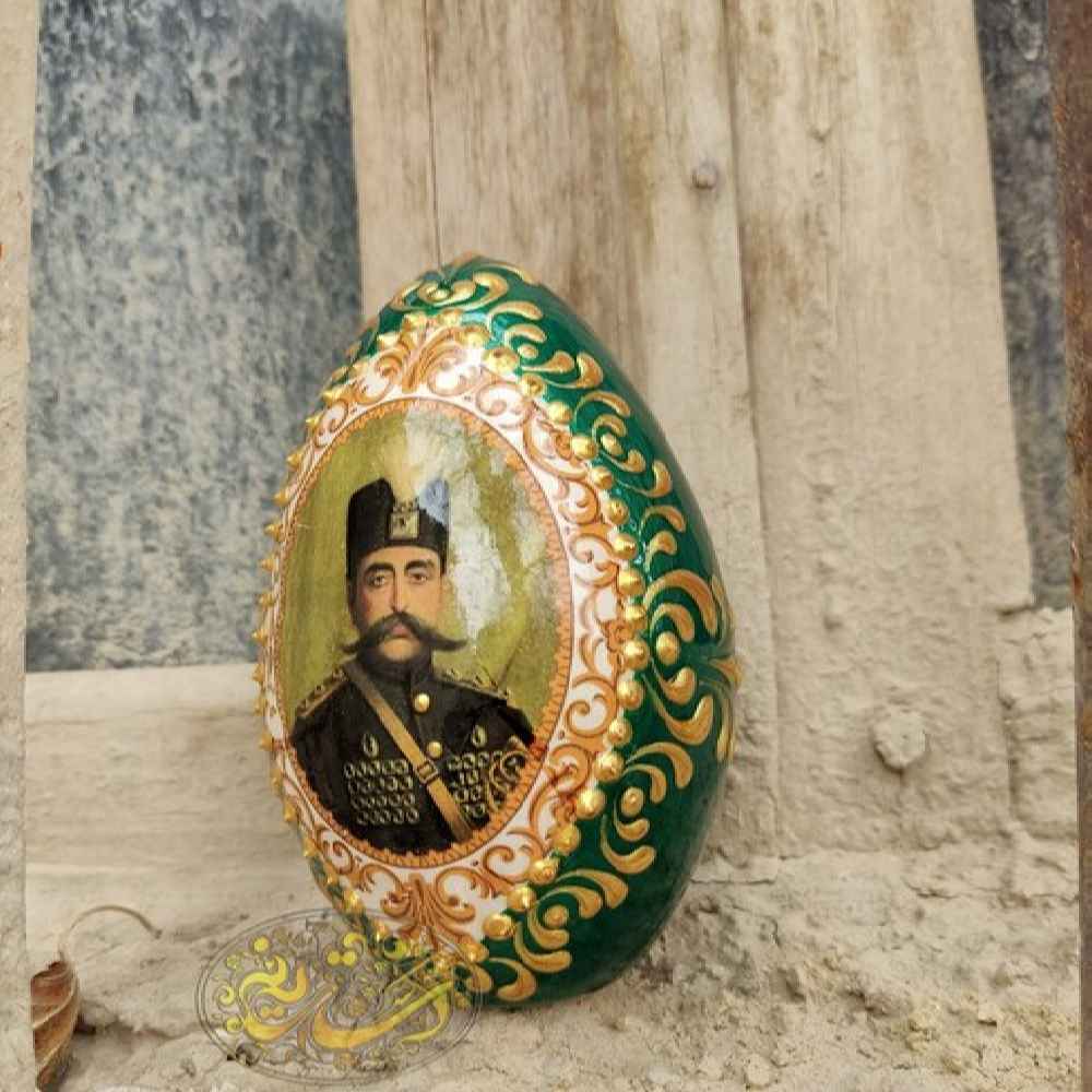 Green Shah Abbasi Pottery Egg – Decorative