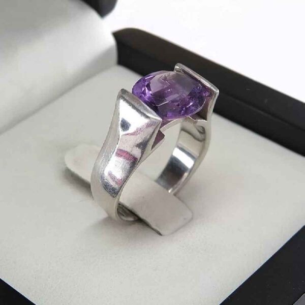 Purple Amethyst Silver Ring For Women Mahlagha