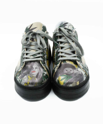 Graffiti Print Sneakers – Women’s Chic Casual Shoes Model Elina