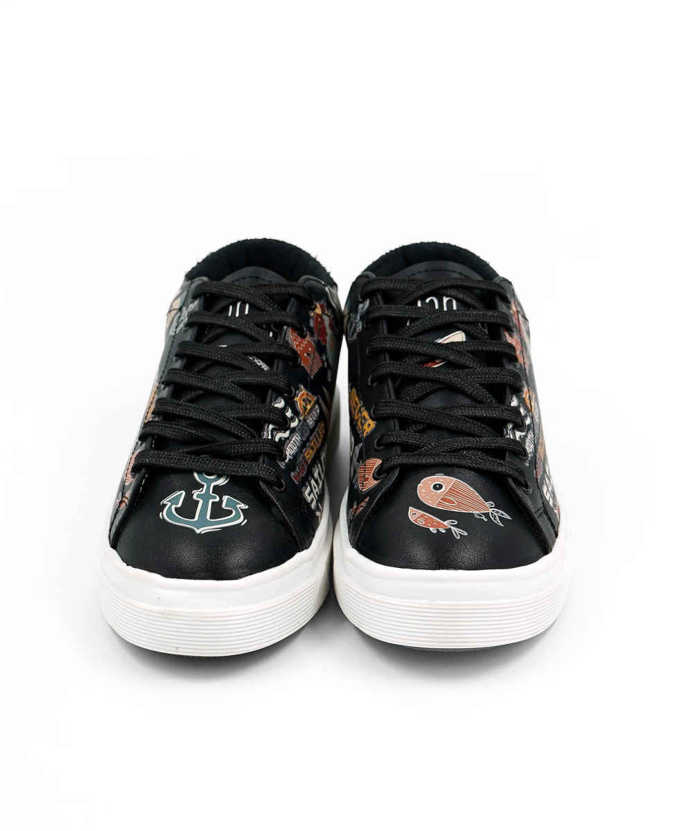 Graffiti Print Sneakers – Women’s Chic Casual Shoes Model Karin