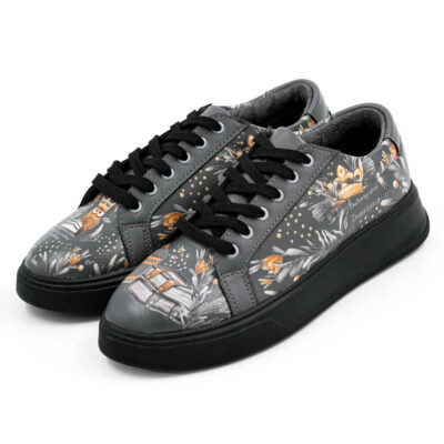 Graffiti Print Sneakers – Women’s Chic Casual Shoes Model Nature