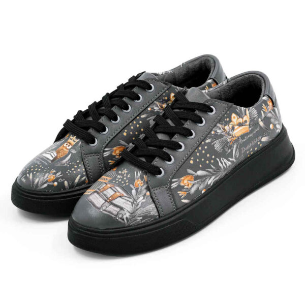 Graffiti Print Sneakers - Women's Chic Casual Shoes Model Nature