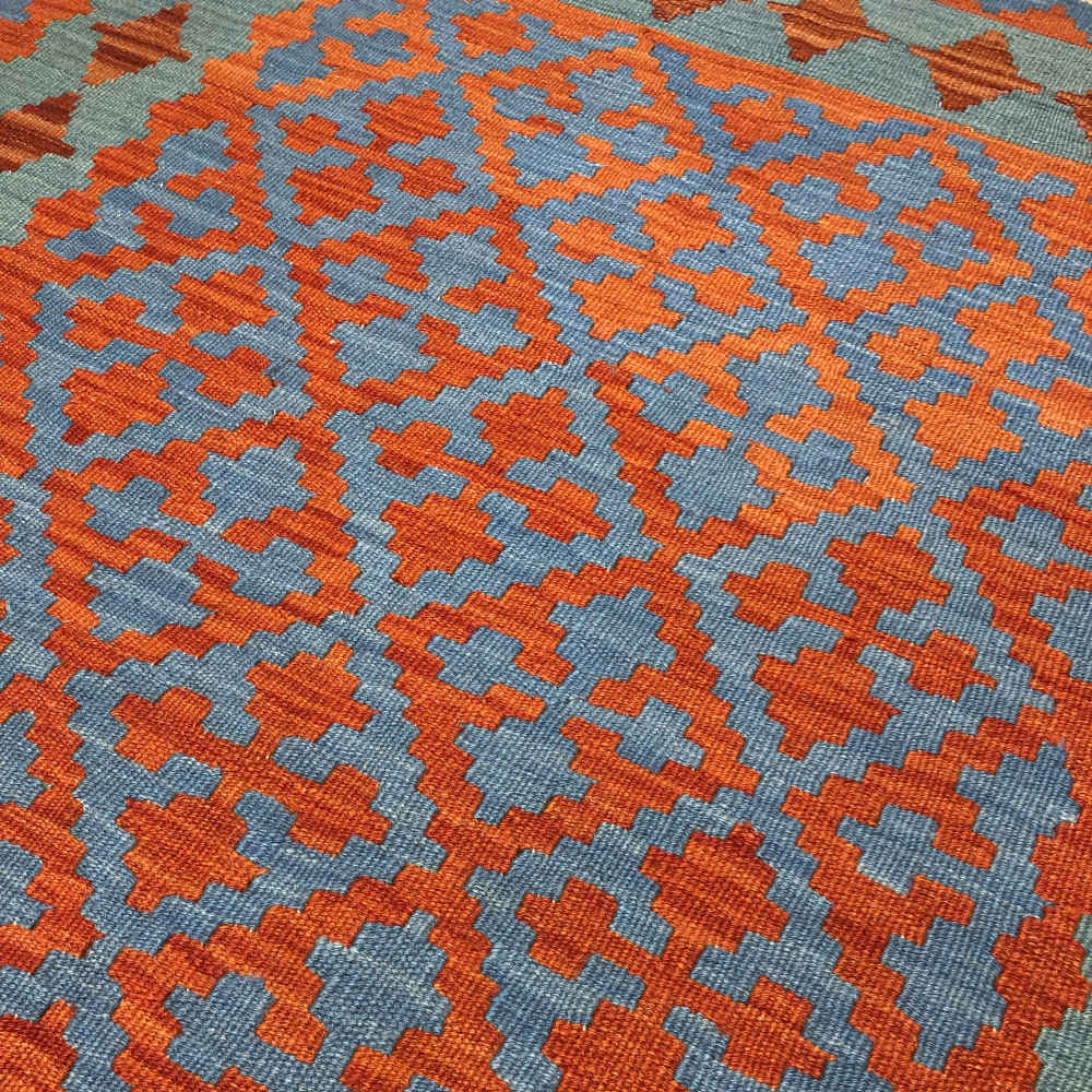 Persian Wool Kilim Rug Handwoven Traditional Qashqai Borna