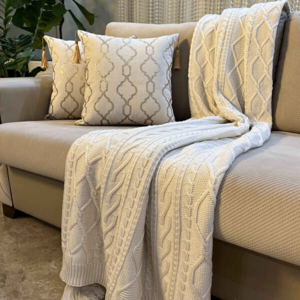 Soft & Light Knitted Throw for Sofa & Bed Model Diana