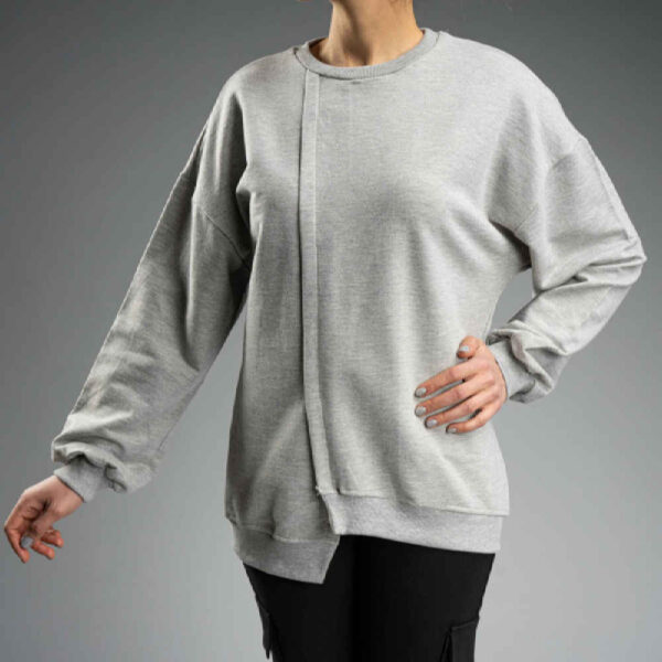 Woman's Casual Crew Neck Sweatshirt Model Ramcott
