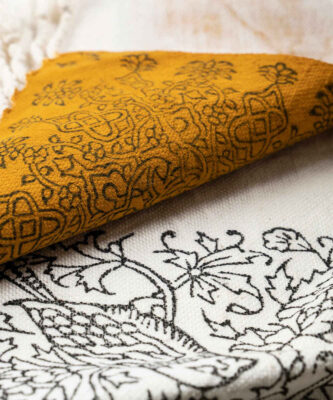 Block Print Linen Tablecloth Model Gol o Morgh