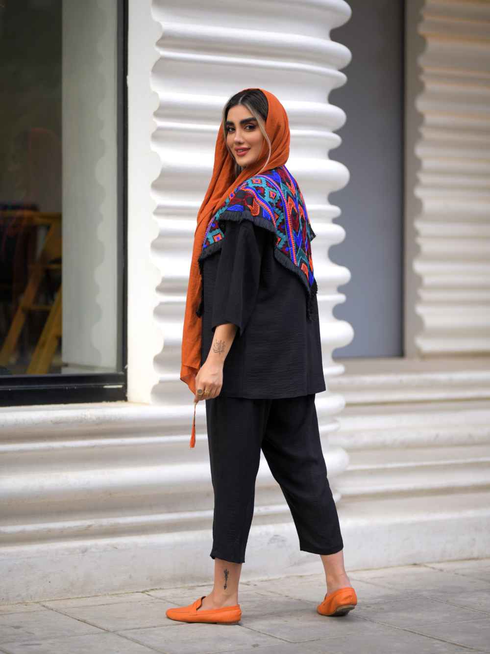 Persian Embroidered Manto & Pants Set Model Mahoor