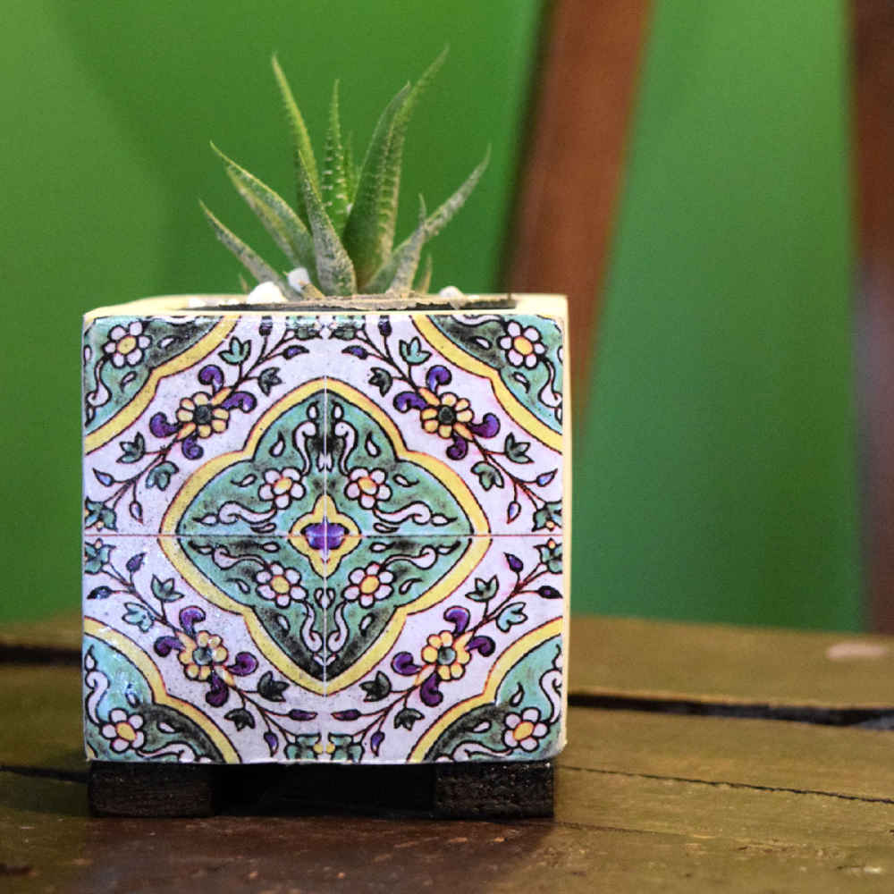 Decorative Persian Square Concrete Vase Model Kaashi