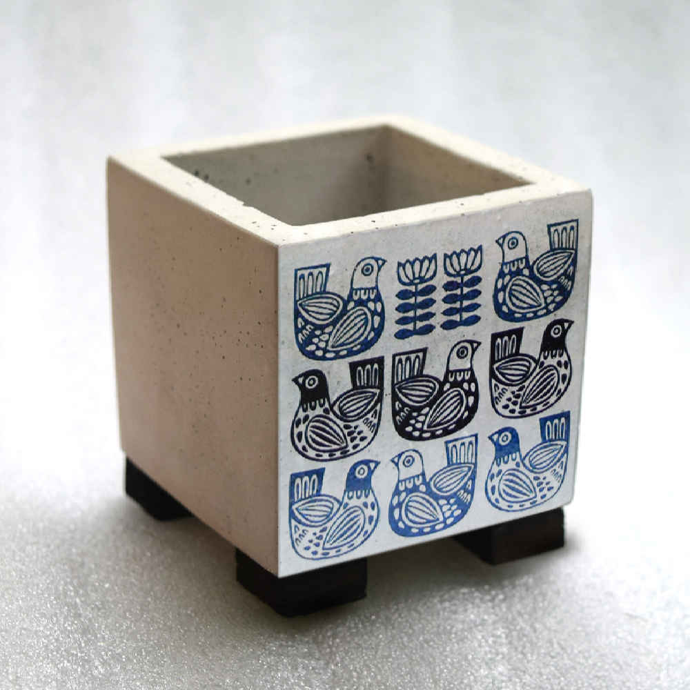 Decorative Persian Square Concrete Vase Model Pigeon