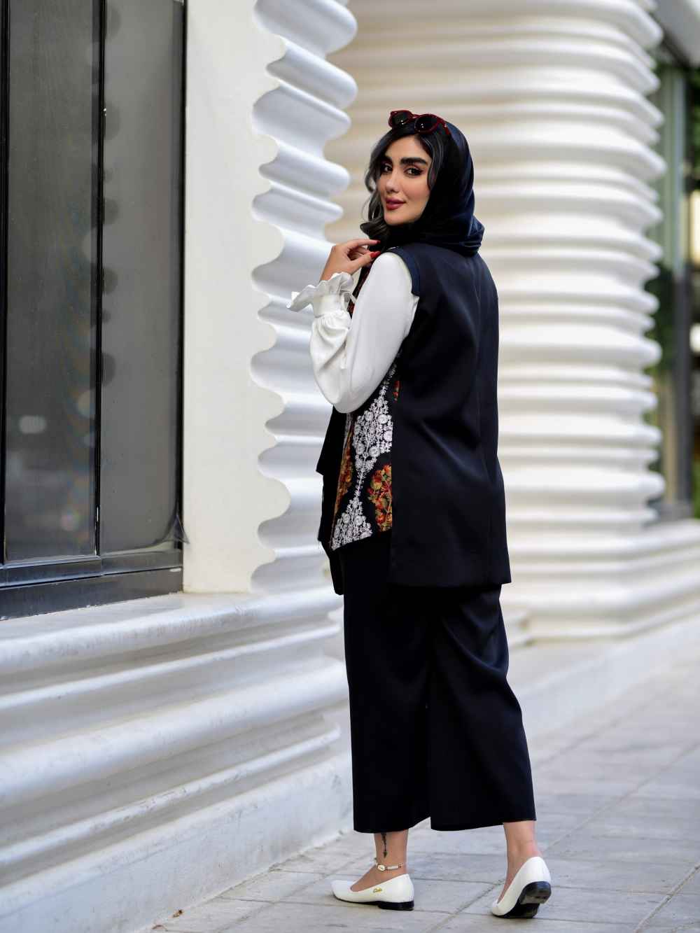 Women’s Vest, Tunic & Pants Set Model Ayman