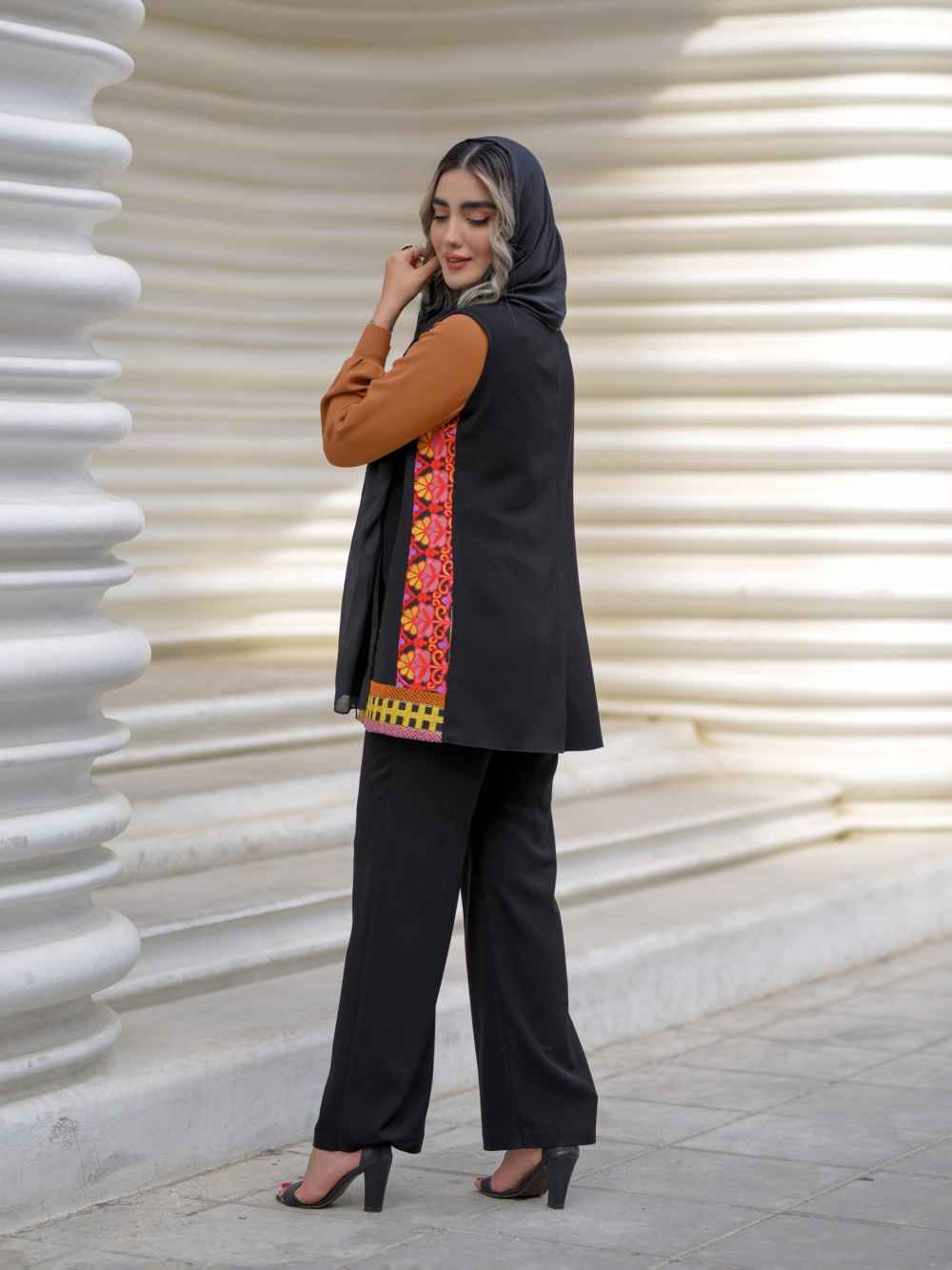 Women’s Vest, Tunic & Pants Set Model Yasna