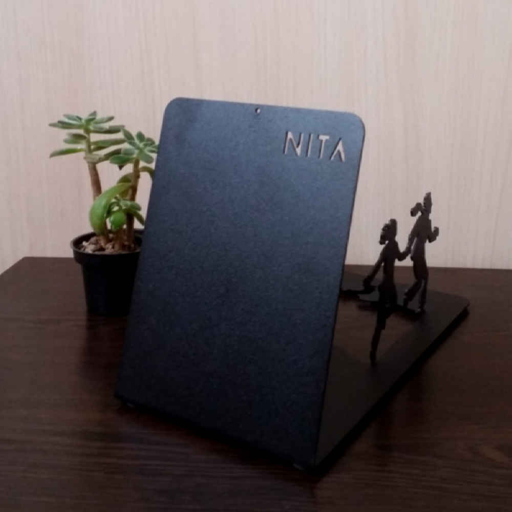 Nita Design Metal Art Bookend – Great for Artistic Display