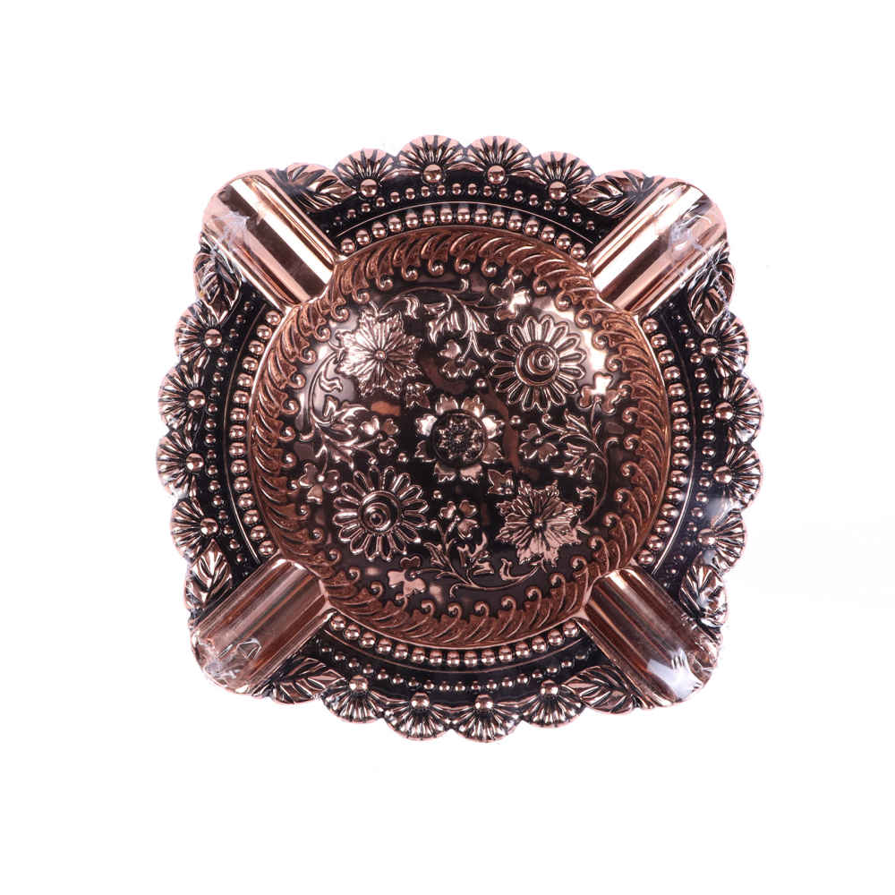 Engraved Metal Ashtray – Artistic Intricate Floral Design