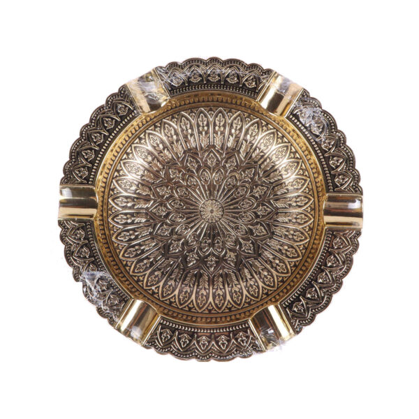 Engraved Metal Ashtray – Artistic Intricate Design