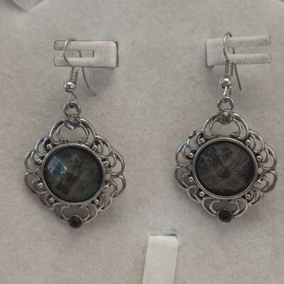 Dangle Metal Earrings with Traditional Style Niloofar