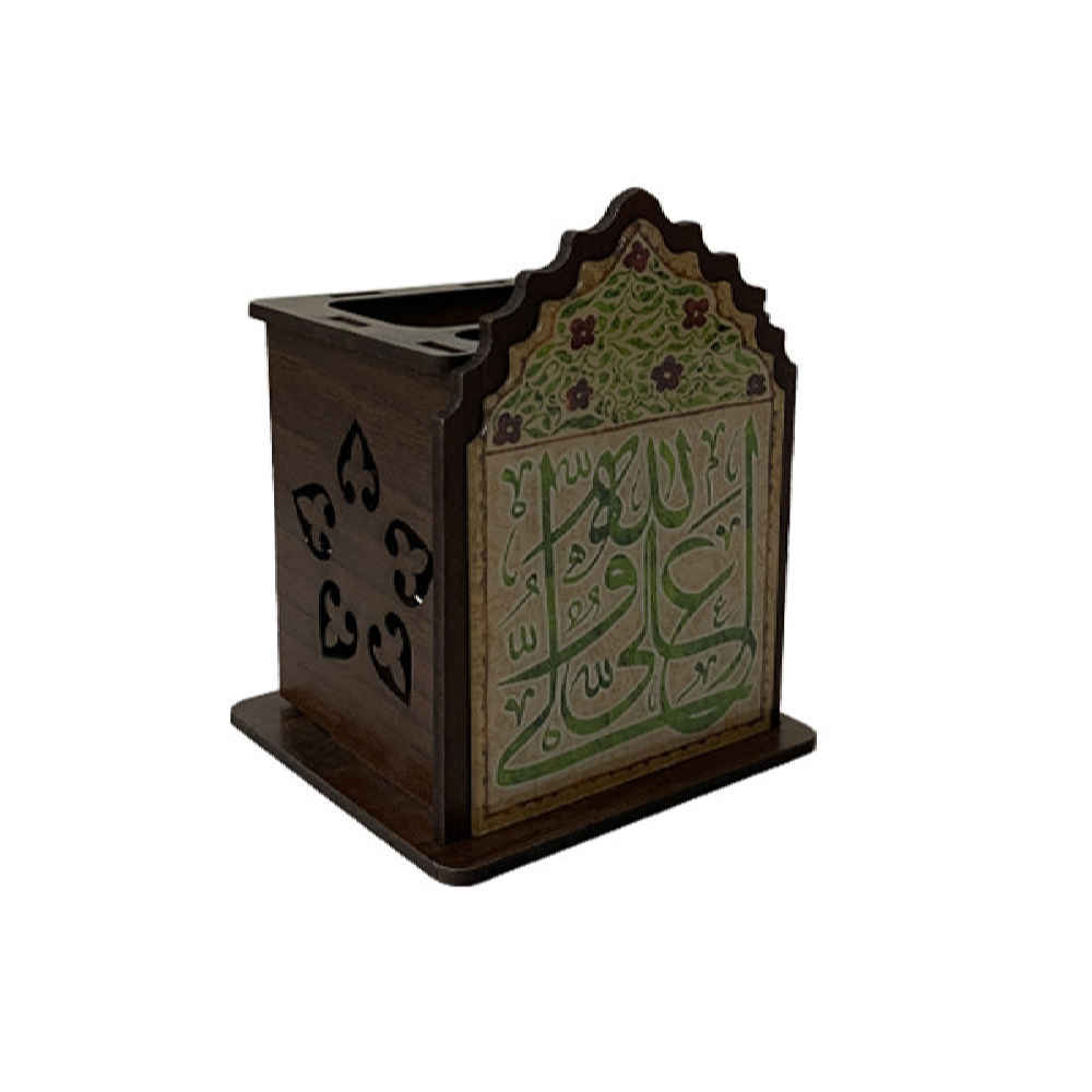 Ali Calligraphy – Islamic Wooden Desk Pen Holder with Elegant Art