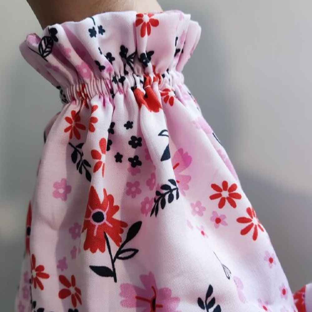 Islamic Namaz Chador with Sleeves for Women Ideal for Praying – Floral Pattern Sahar