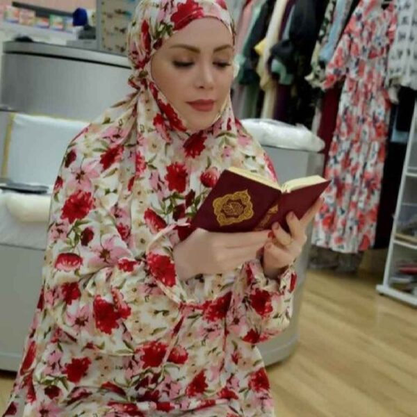 Islamic Namaz Chador with Sleeves for Women Ideal for Praying - Floral Pattern Bita