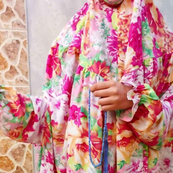 Islamic Namaz Chador with Sleeves for Women Ideal for Praying - Floral Pattern Jasmine