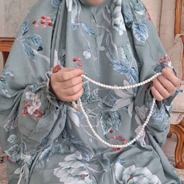 Islamic Namaz Chador with Sleeves for Women Ideal for Praying - Floral Pattern Samin