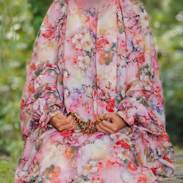 Islamic Namaz Chador with Sleeves for Women Ideal for Praying - Floral Pattern Pari