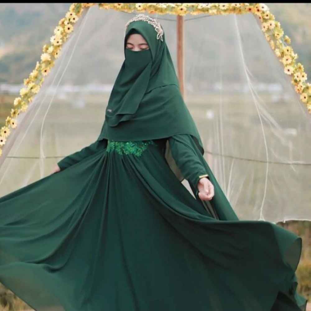 Hunter Green Islamic Square Scarf & Niqab Set for Women