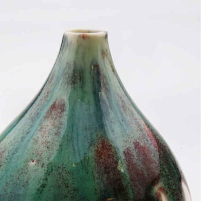 Single Stem Pottery Vase – Handmade & Aesthetic Gift with Drip Glaze Design