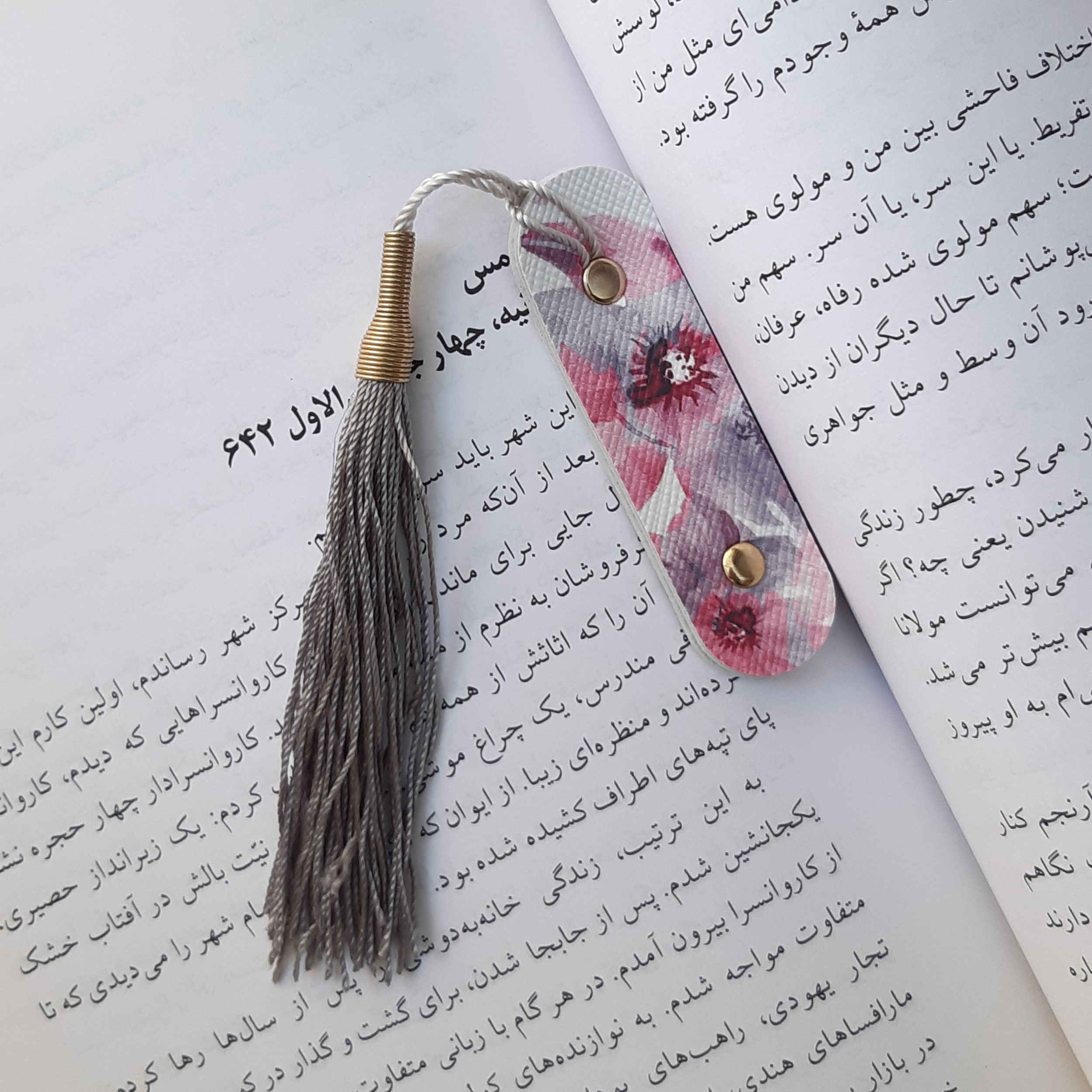 Pink Leather Bookmark Model Dayan