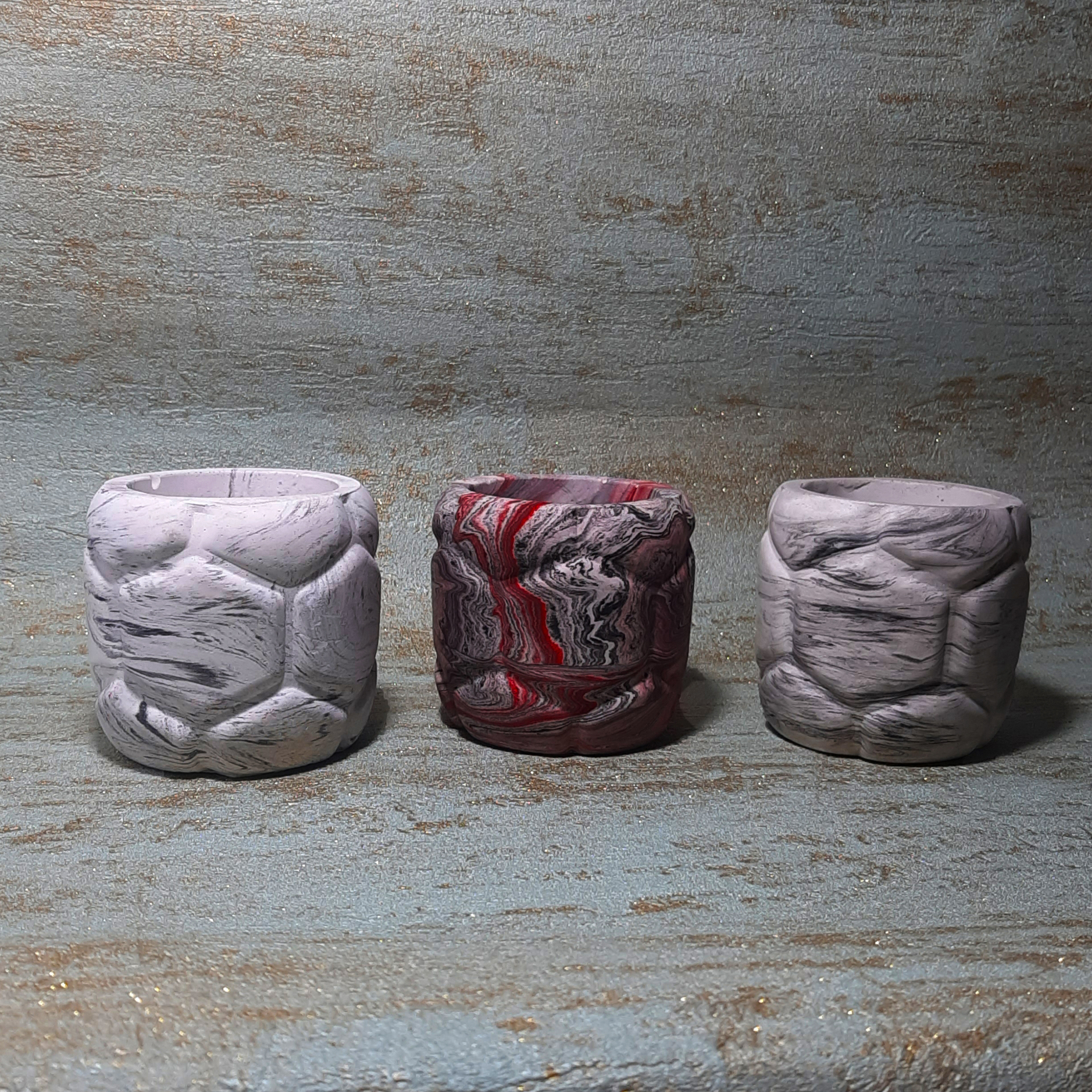 Kando Texture – Marble-Effect Stone Holder with Neutral Tones