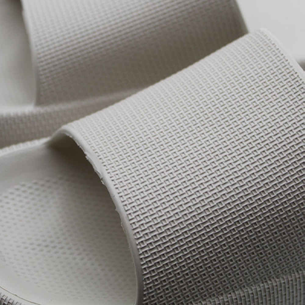 Unisex Cloud Sliders – Thick Outsole for Extra Comfort