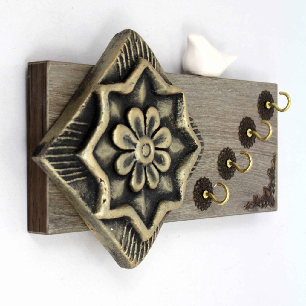 Decorative & Handcrafted Wall Key Holder with Bird Design - ShopiPersia