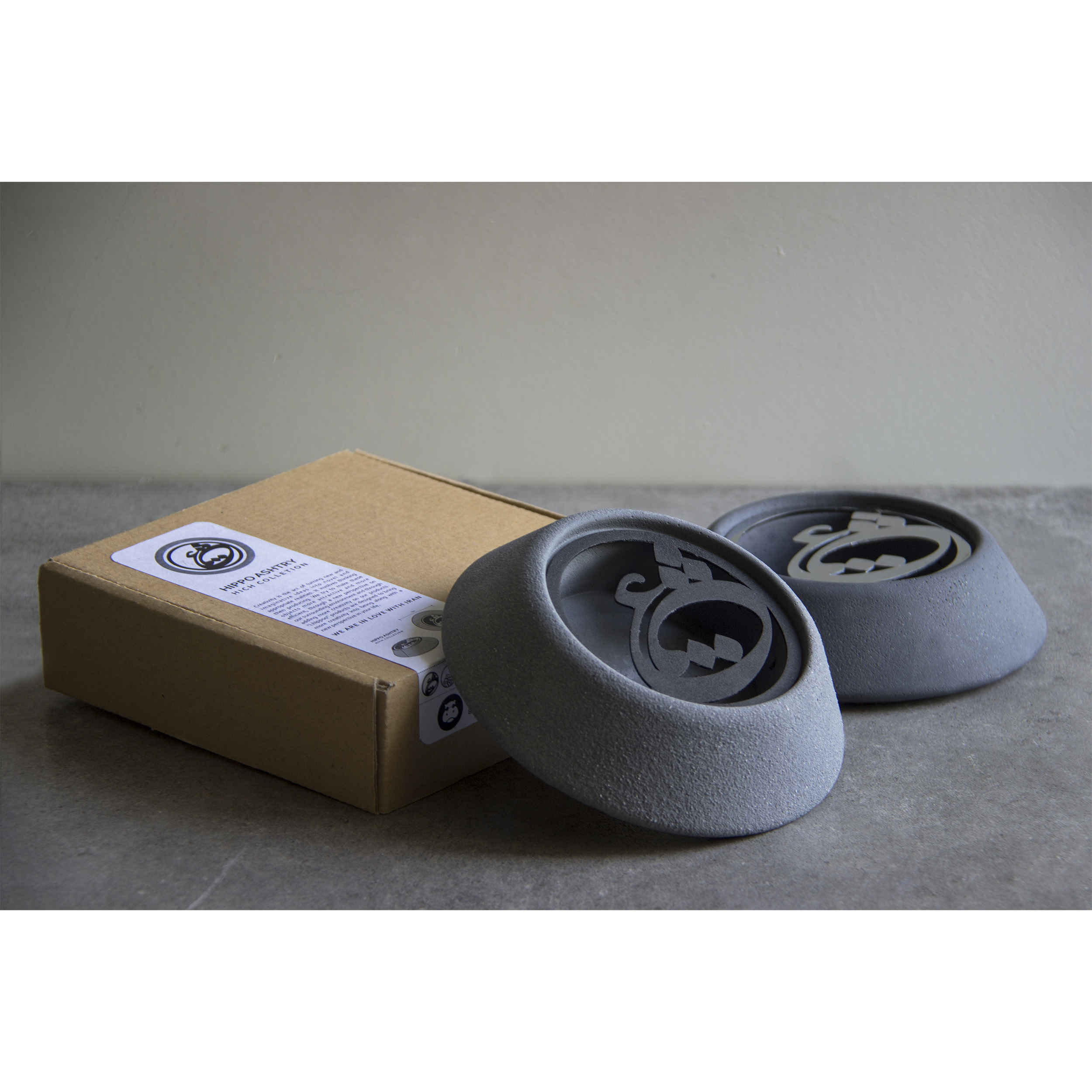 Persian Cement Ashtray – Round Modern Design Love