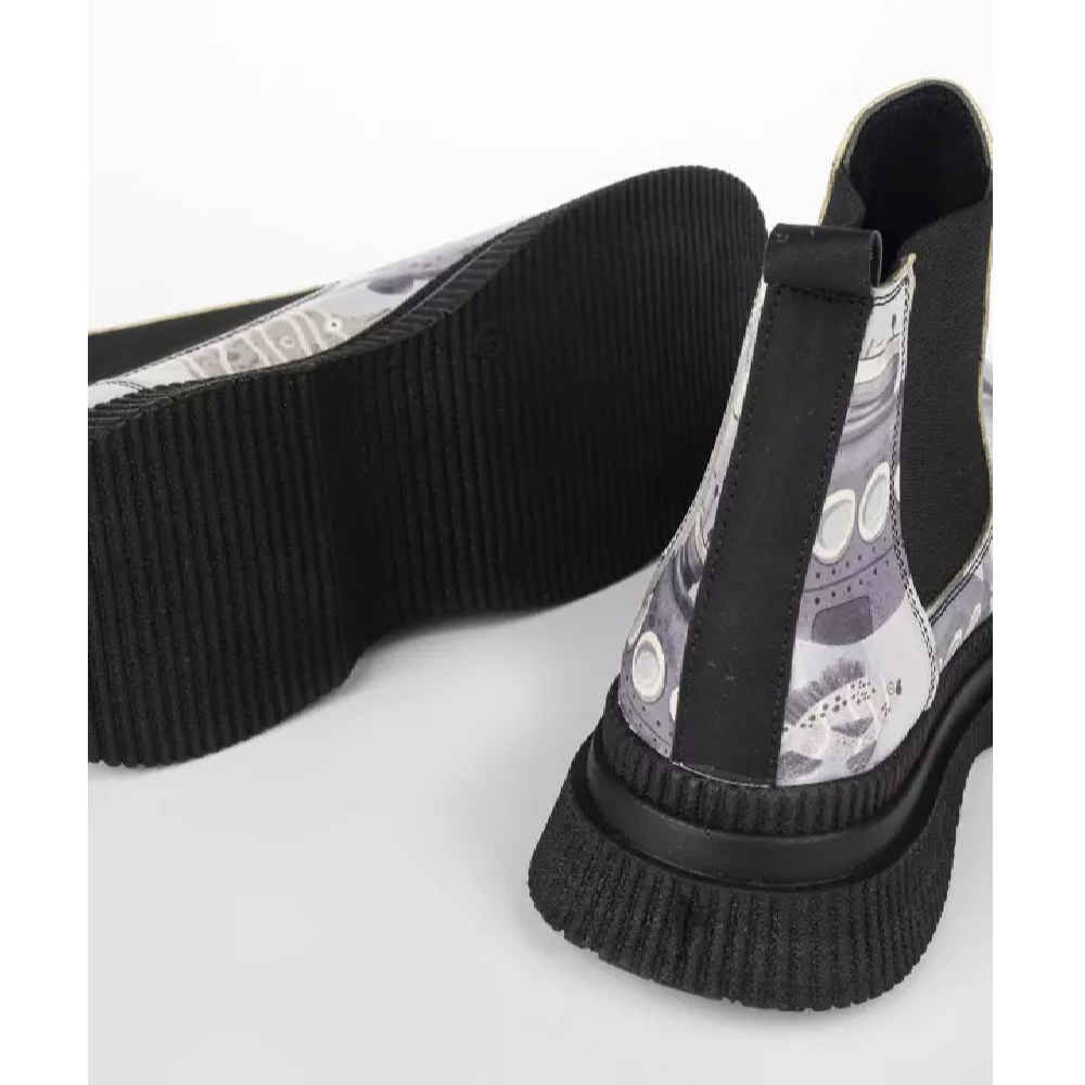 Graffiti Print Chelsea Boots – Synthetic Leather with Fish Pattern