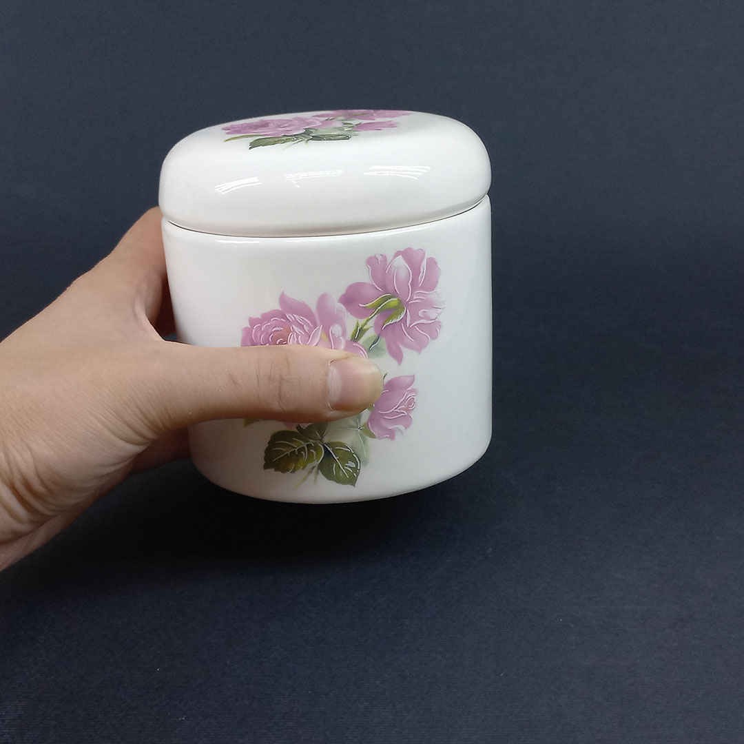 Ceramic Sugar Bowl with Lid Artistic Style Rose Pattern