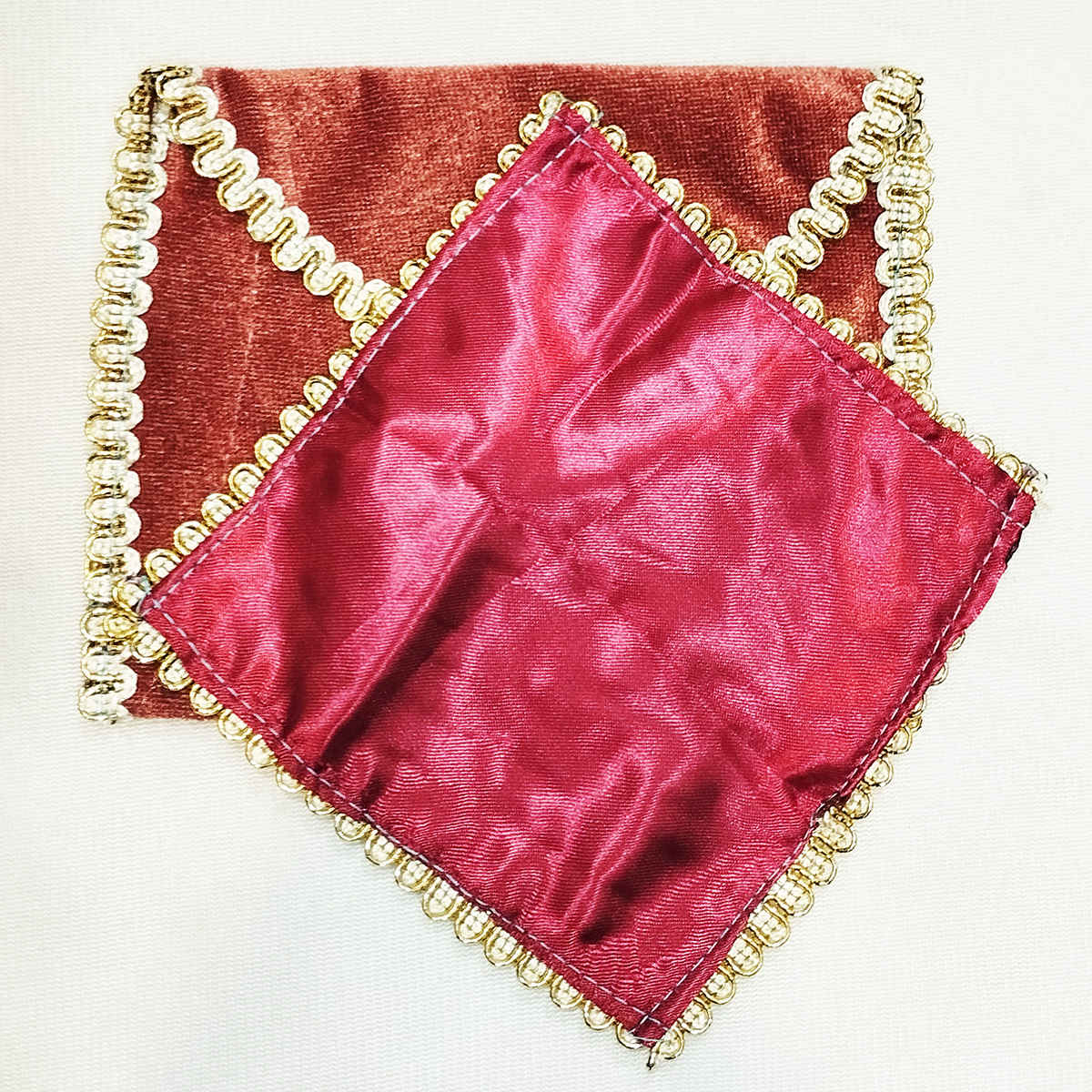 Travel Prayer Mat for Muslim Pocket Sized & Portable Sajada Noor