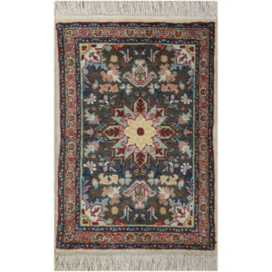 Islamic Prayer Rug: Hand-Knotted Persian Rug for Salah Model Haris