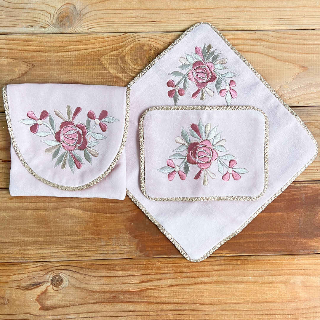 Travel Prayer Mat for Muslim Pocket Sized & Portable Sajada Flowers