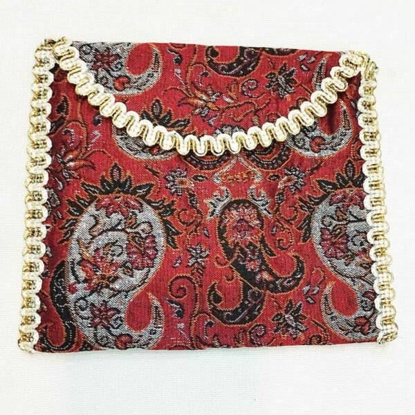 Travel Prayer Mat for Muslim Pocket Sized & Portable Mehrab