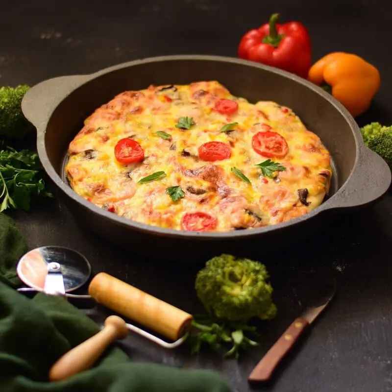 Cast Iron Skillet Pan for Camping & Outdoor Cooking – 32 cm