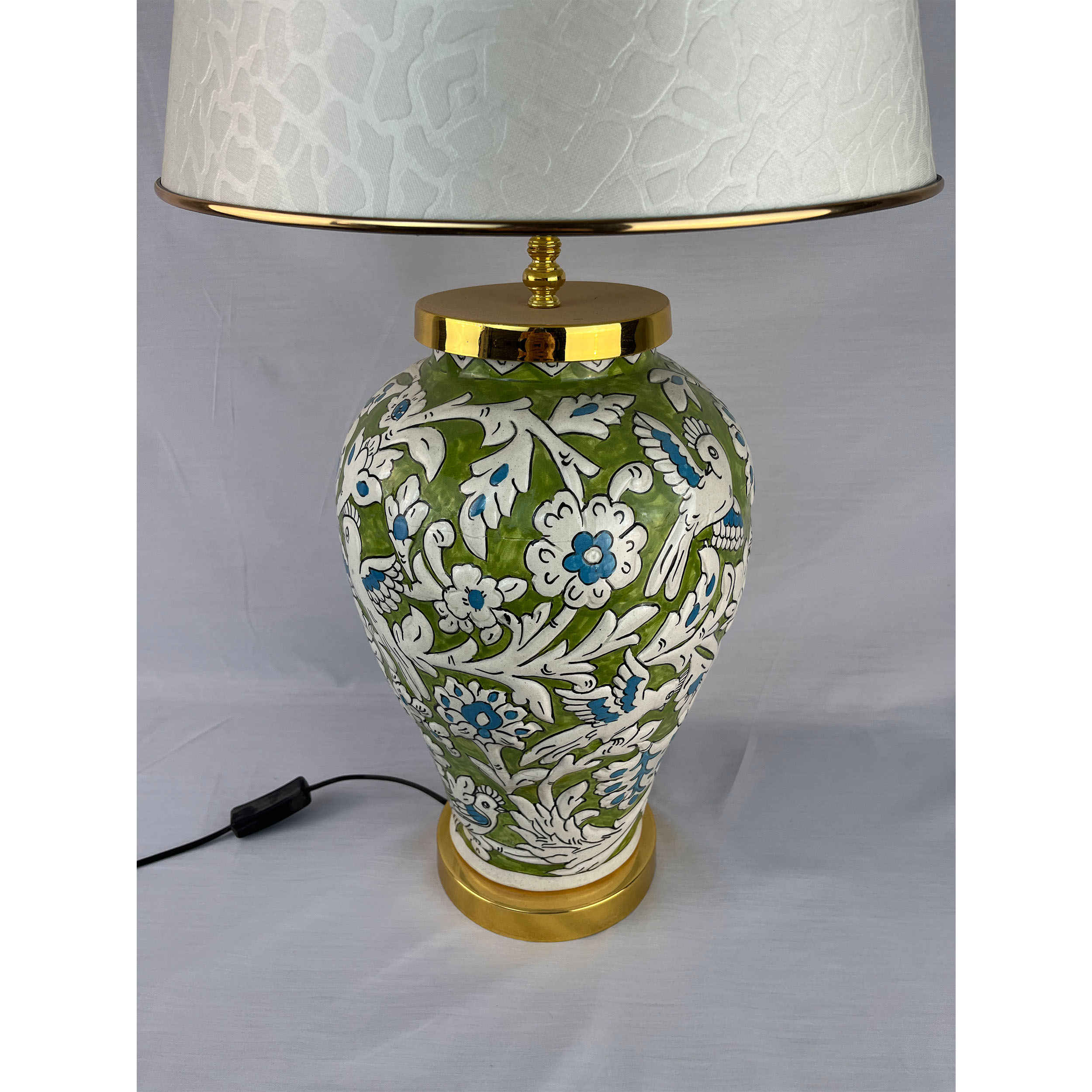 Ceramic Vase Table Lamp Handcrafted for Any Decor