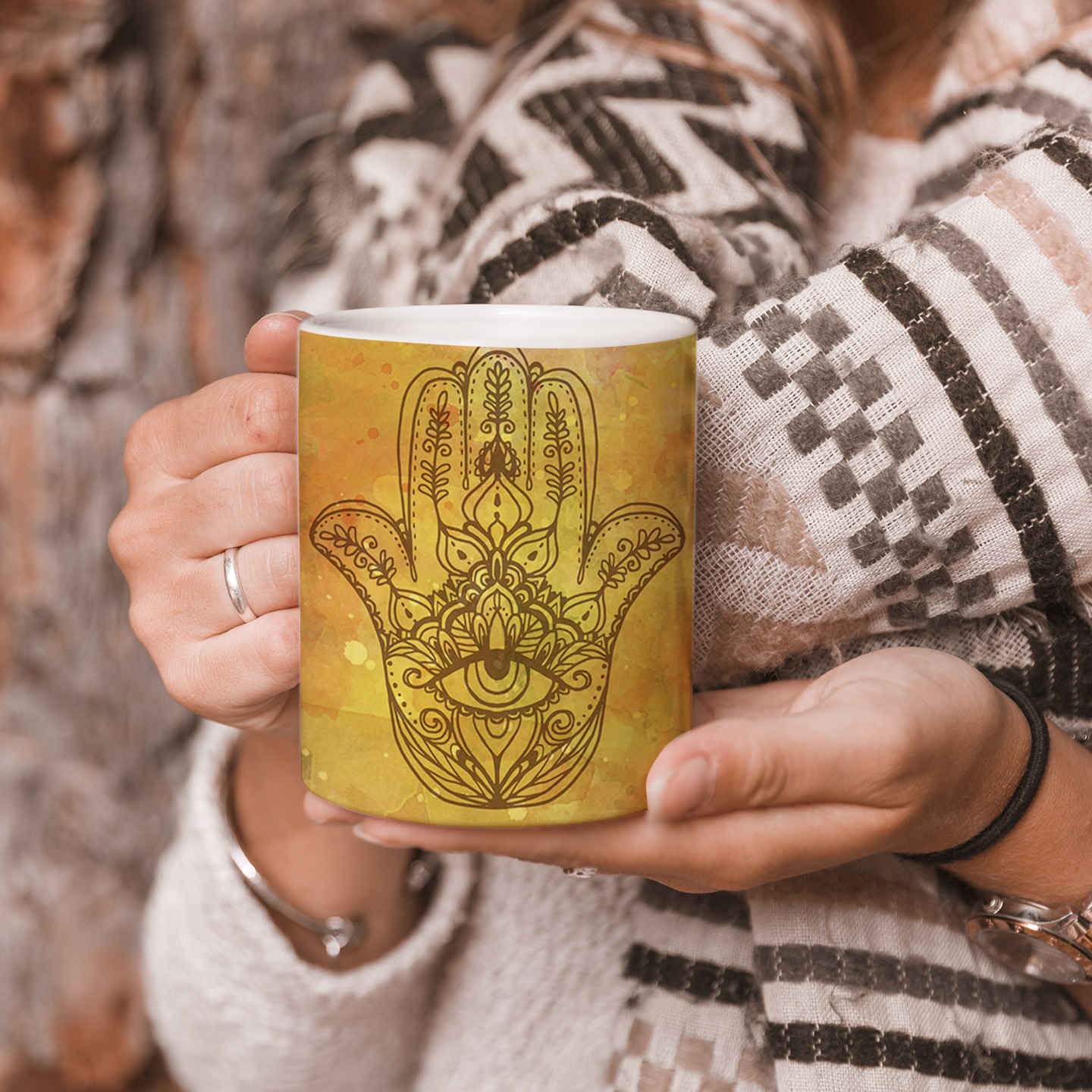 Islamic Ceramic Coffee Mug – Elegant Hamsa Pattern