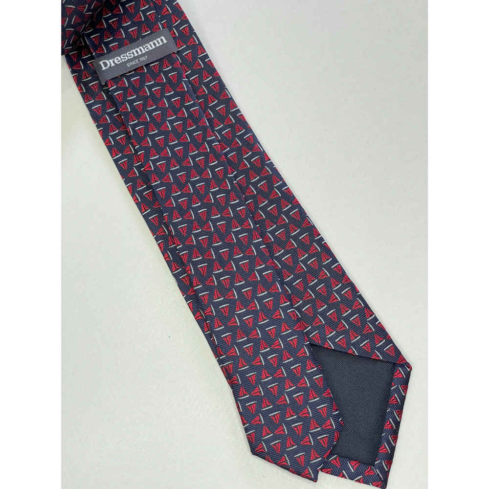 Men’s Necktie – Luxurious Silk for Formal Occasions