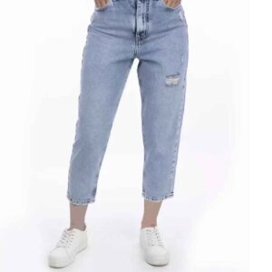 Mom Jeans in Light Blue with Straight Leg Contemporary Denim Chic