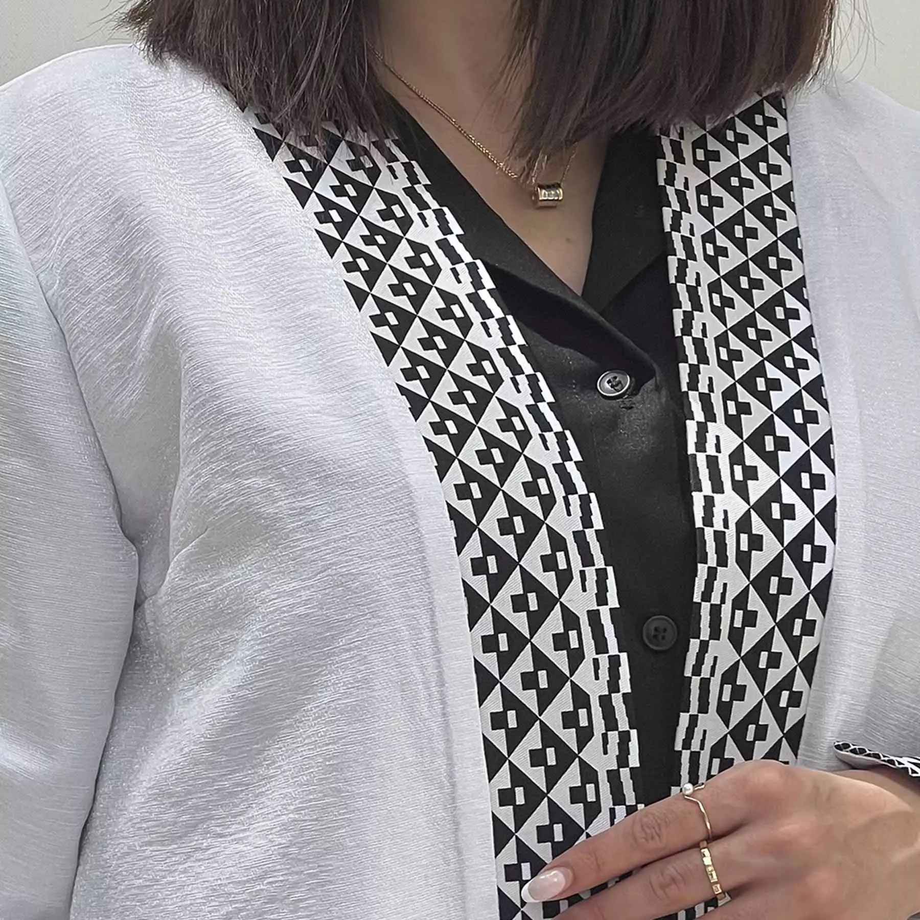 Persian Manto Black & White with Front Pockets for Women