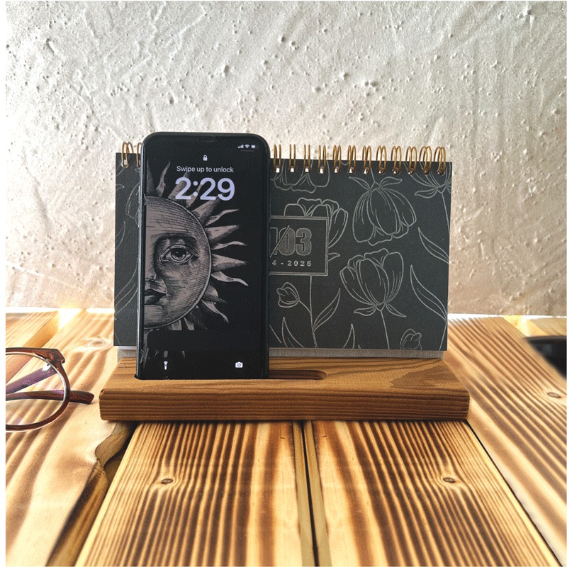 1403 Persian Desk Calendar Monthly Light Brown Base