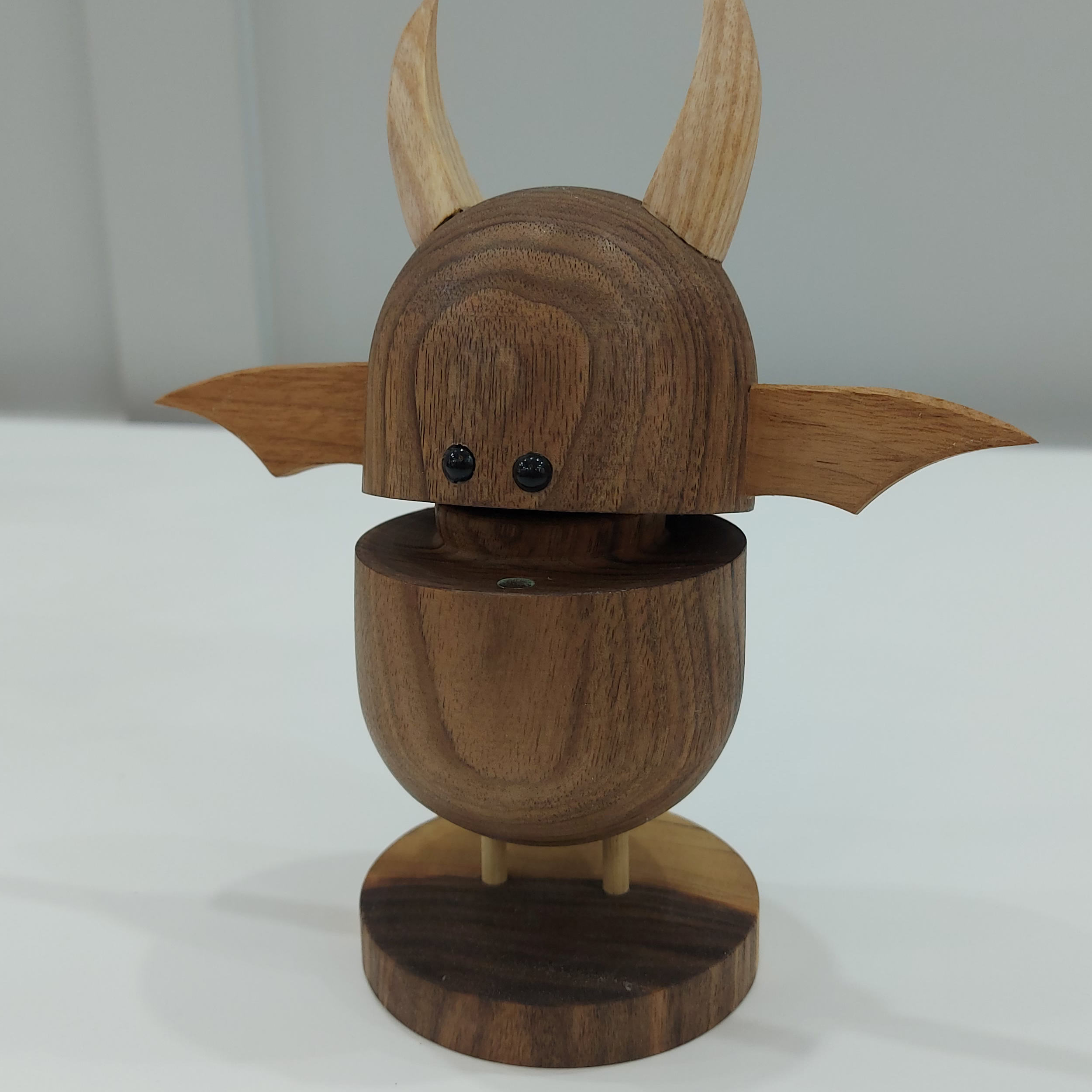 Brown Bat Design Wooden Toothpick Dispenser
